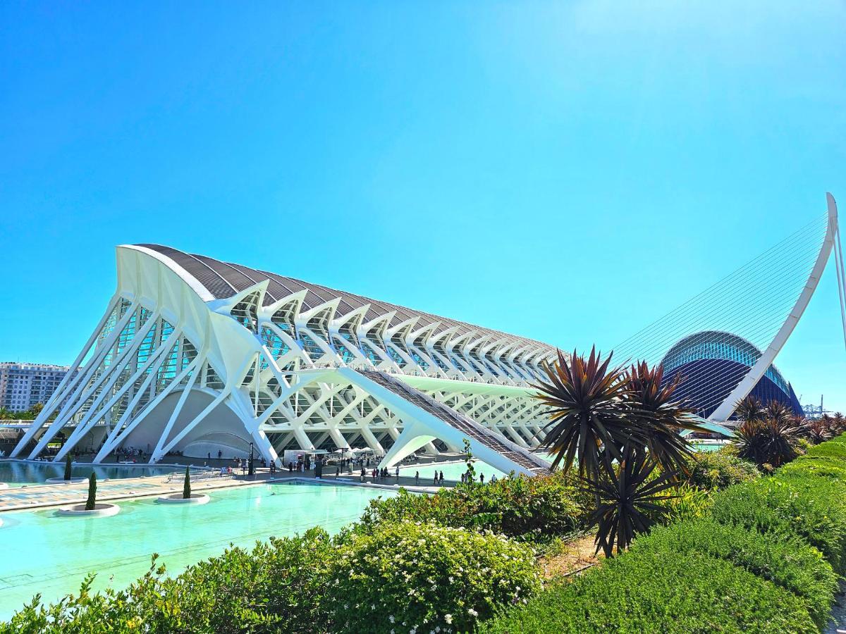 Apartamentos Las Ciencias B Valencia Eksteriør bilde