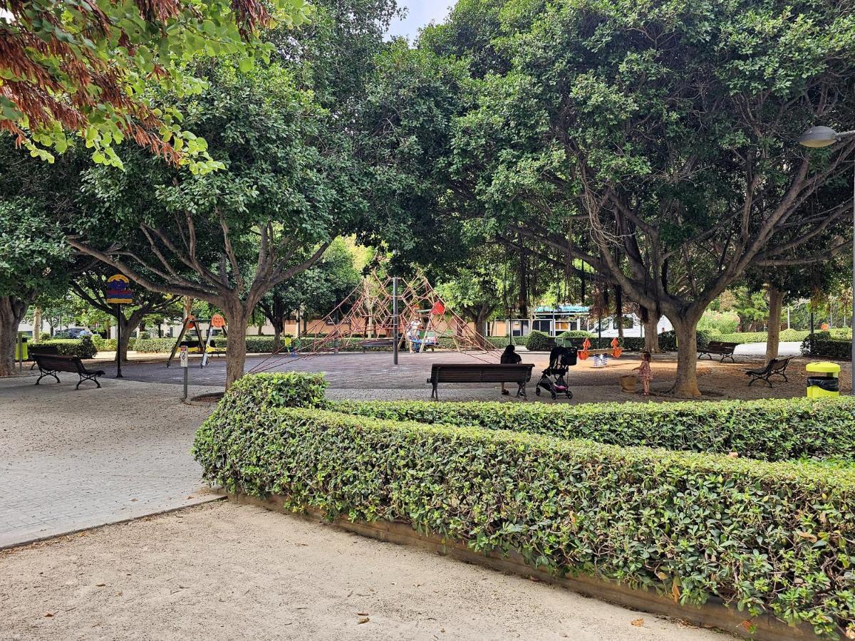 Apartamentos Las Ciencias B Valencia Eksteriør bilde